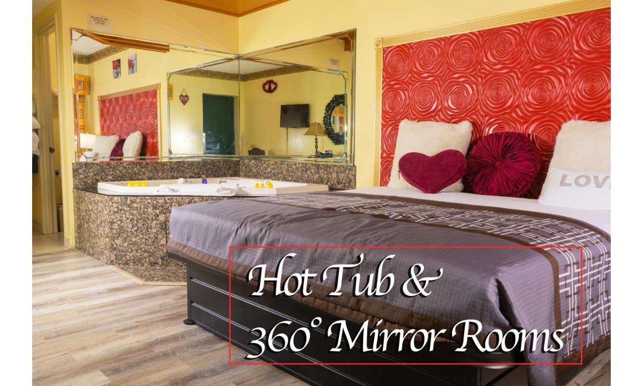 Luxe Romantic Suites Dolton Exterior foto